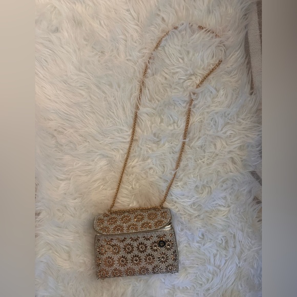 NWOT Elegant Gold and Silver Embellished Women's Bag - Picture 5 of 5